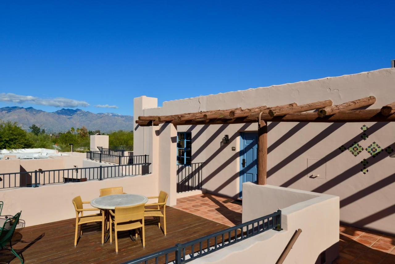 Lodge On The Desert Tucson Exterior photo